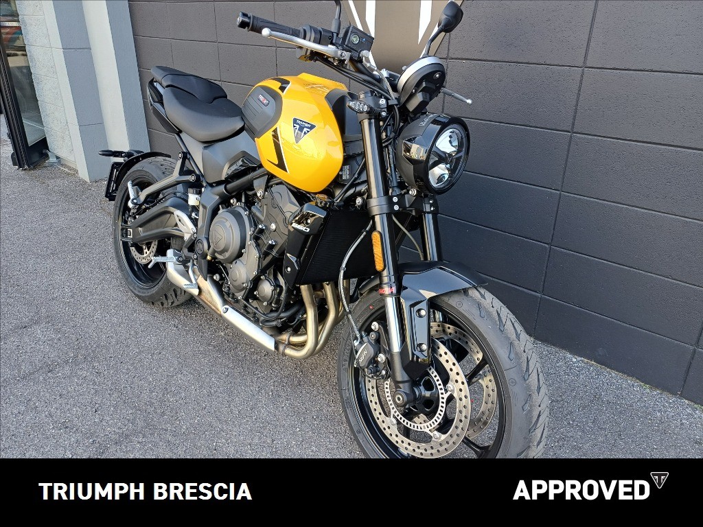 TRIUMPH Trident 660 Cosmic Yellow Abs