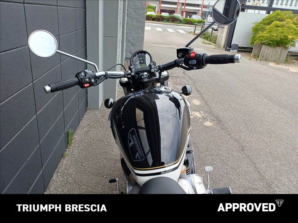 TRIUMPH Bonneville 1200 Speedmaster 
