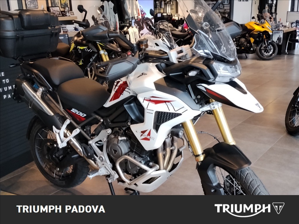 TRIUMPH Tiger 1200 Desert Edition
