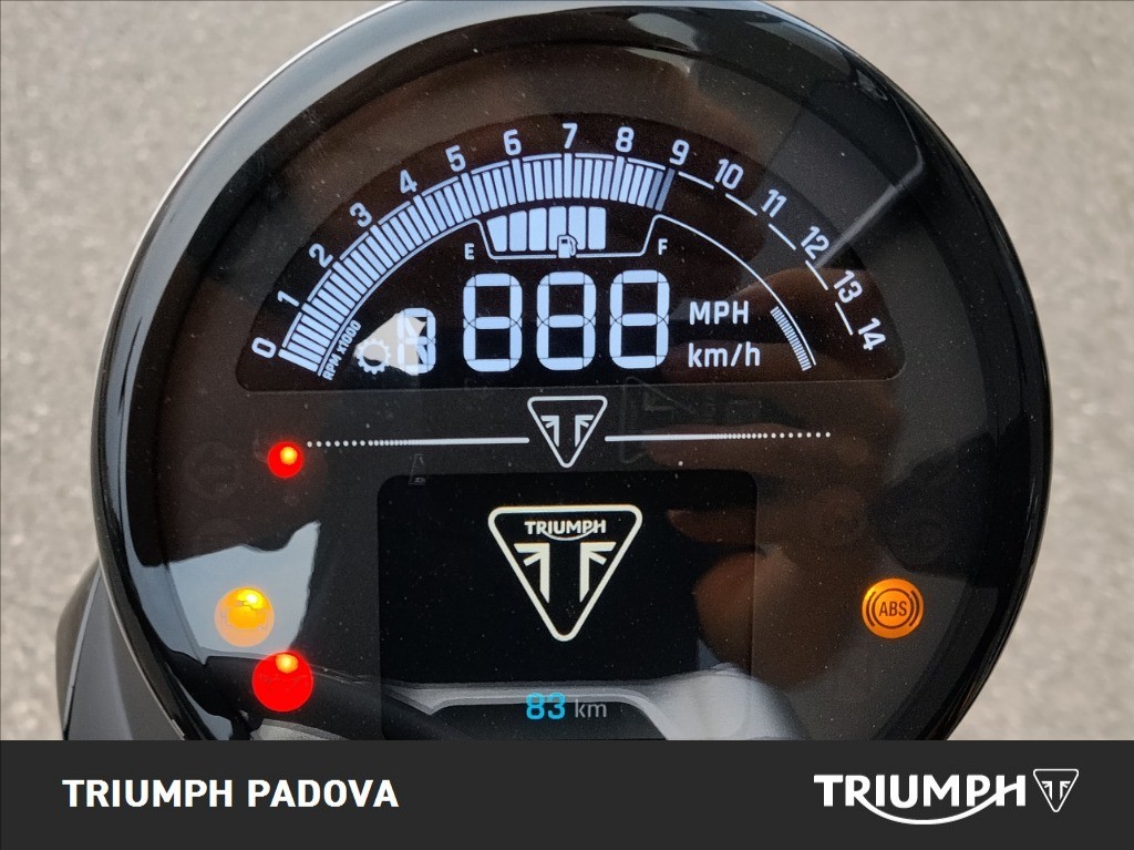 TRIUMPH Trident 660 Cosmic Yellow Abs
