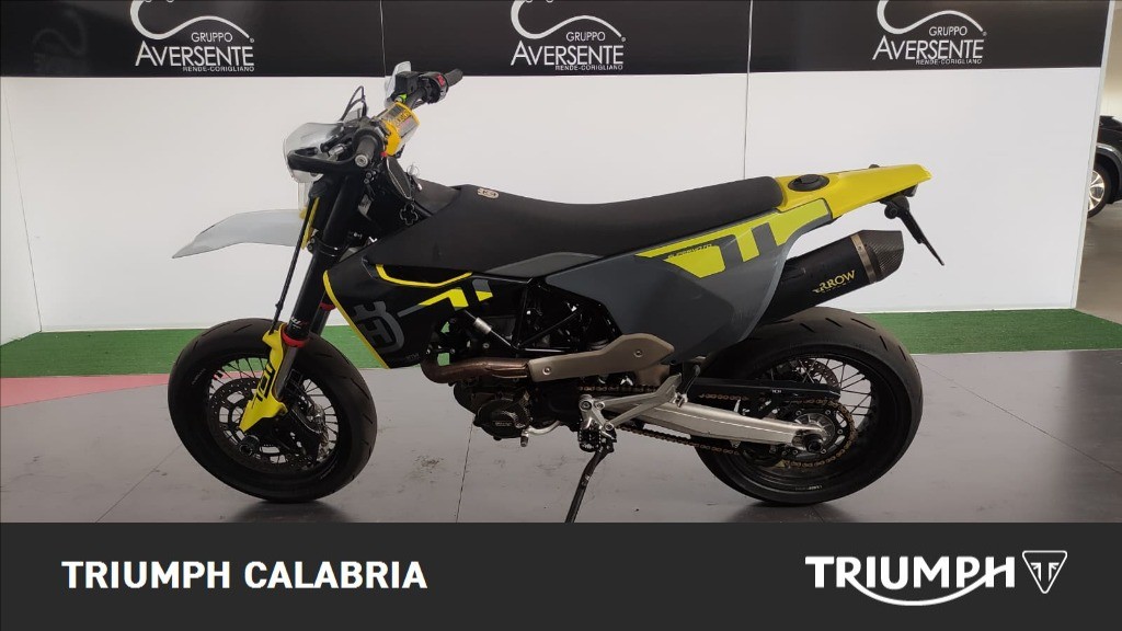 HUSQVARNA Supermoto 701 4T 