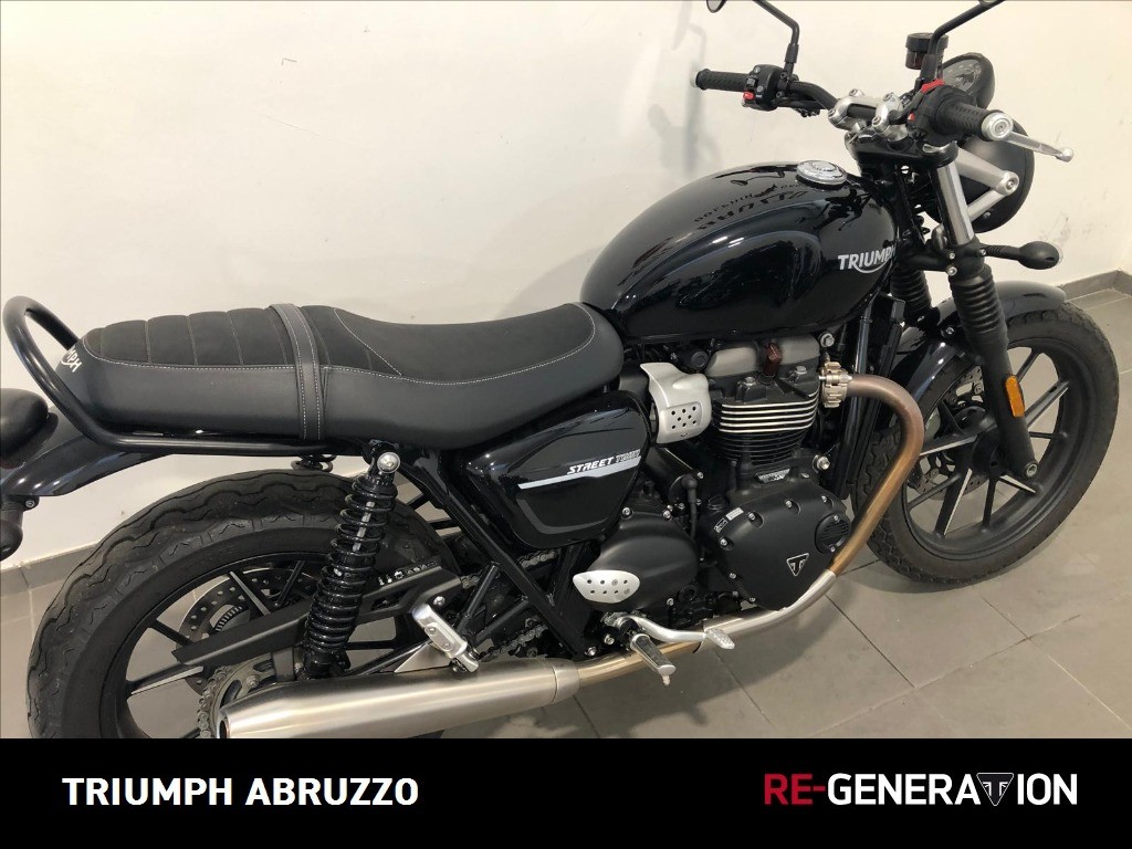 TRIUMPH Street Twin 900 