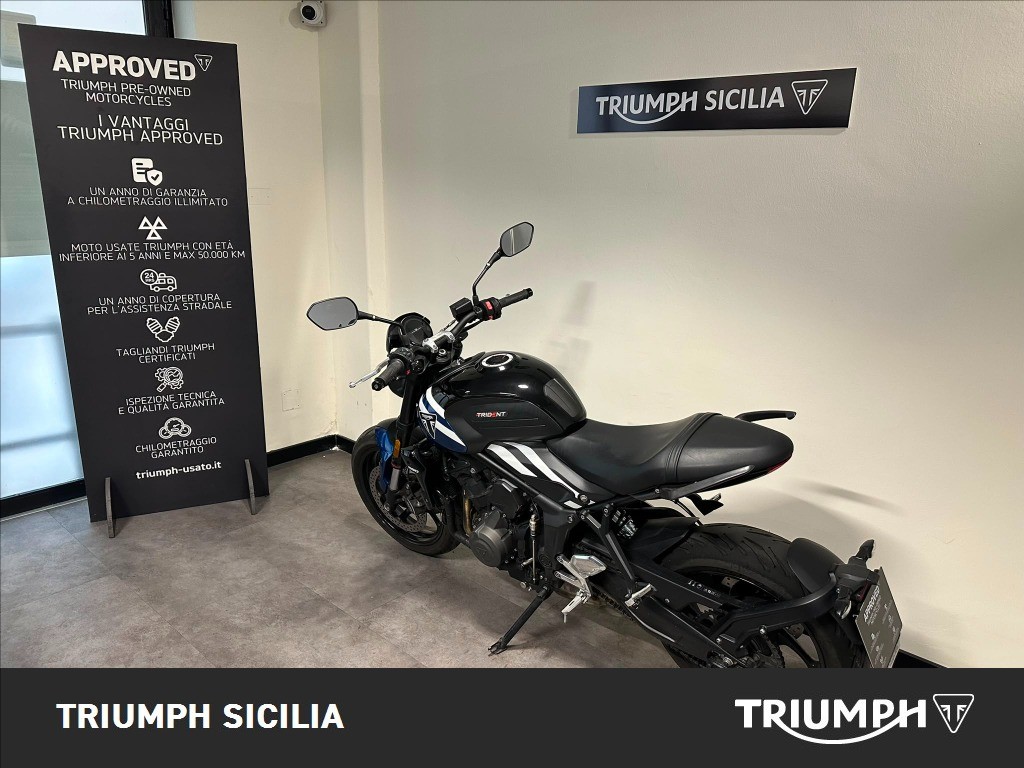 TRIUMPH Trident 660 Cobalt Blue / Sapphire Black Abs