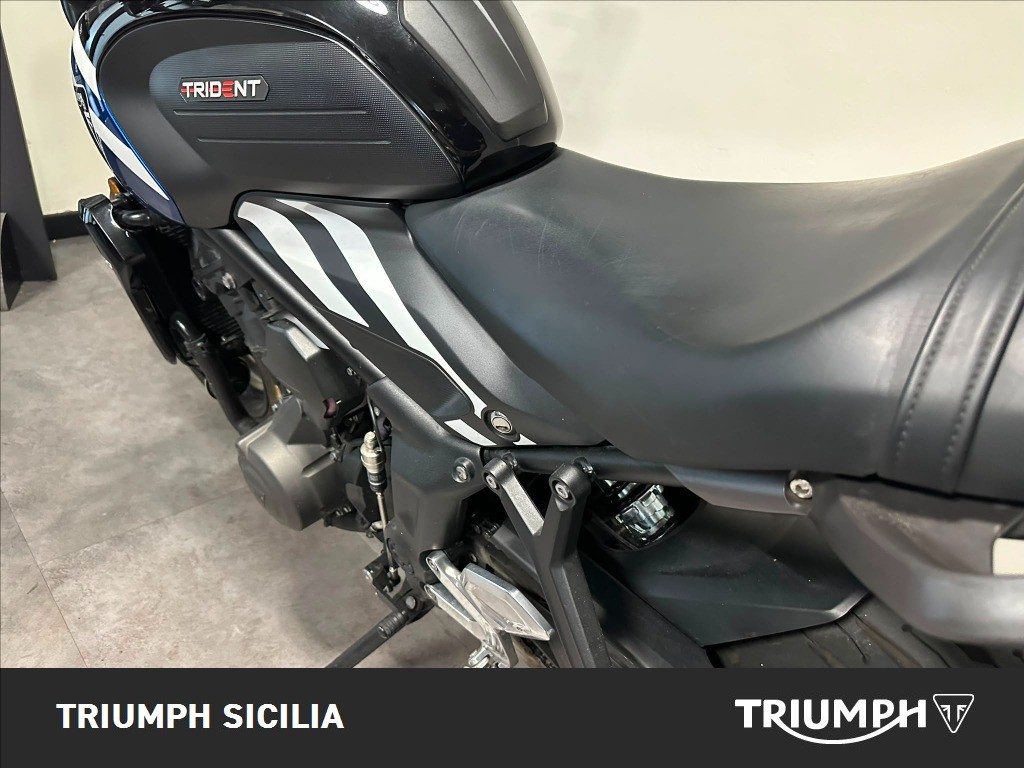 TRIUMPH Trident 660 Cobalt Blue / Sapphire Black Abs