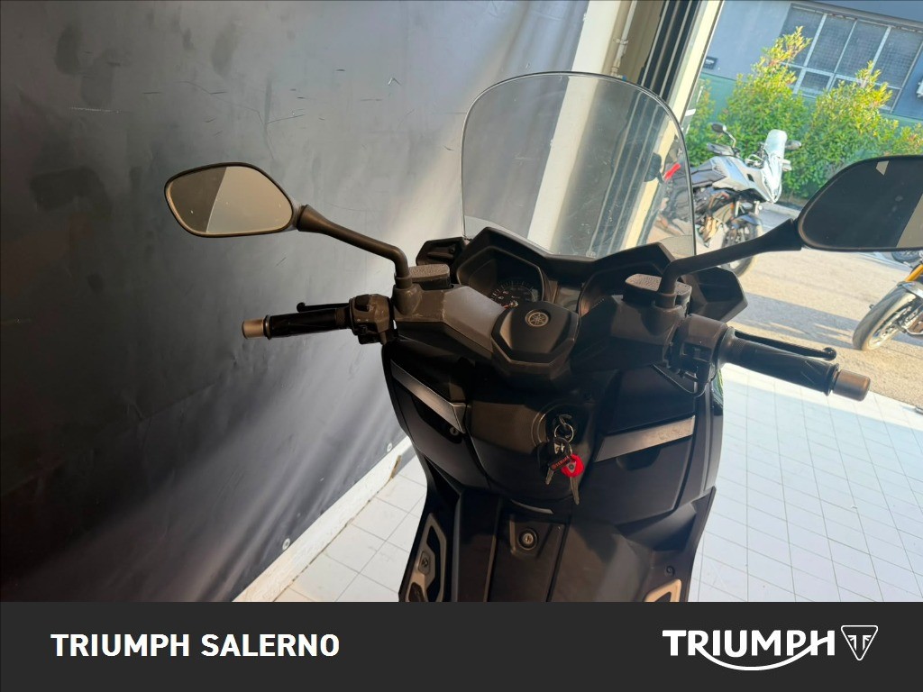 YAMAHA X-Max 400 Iron Abs #2