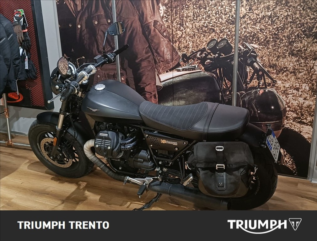 MOTO GUZZI V9 850 Bobber #4
