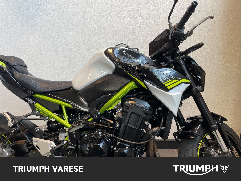 KAWASAKI Z 900  #4
