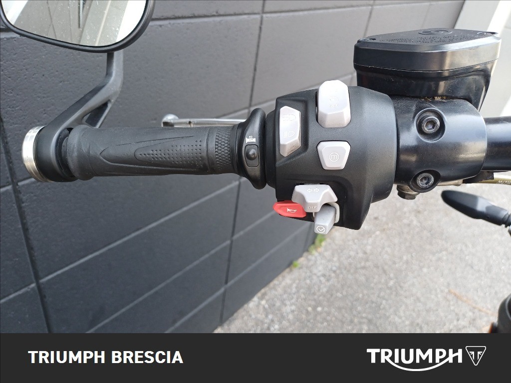 TRIUMPH Rocket III 2500 GT #6