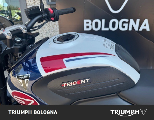 TRIUMPH Trident 660 Triple Tribute Abs