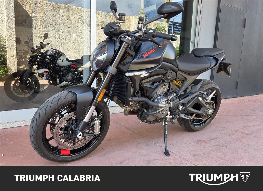 DUCATI Monster 937 Dark Stealth