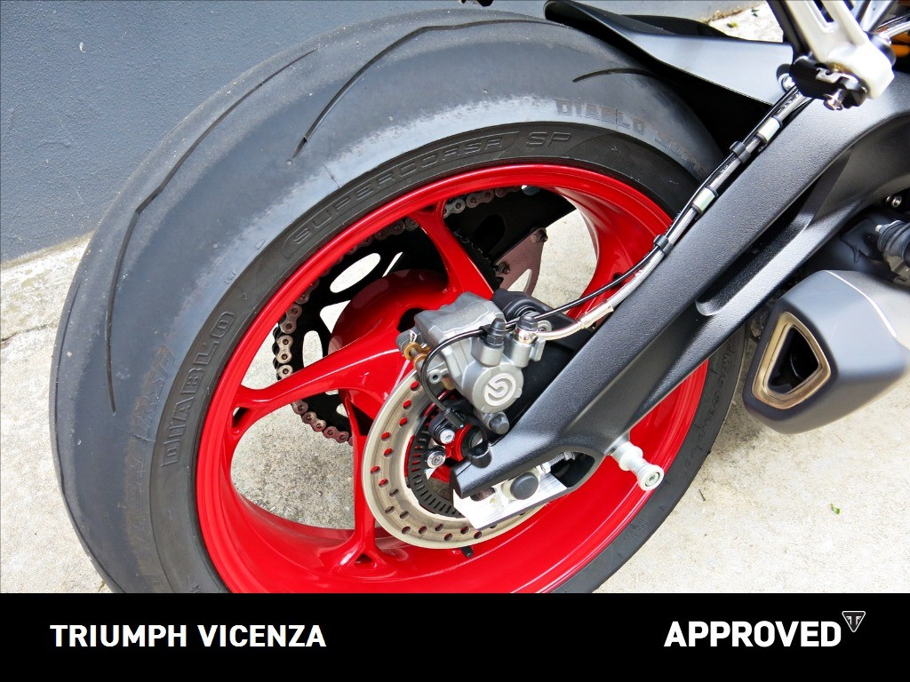 TRIUMPH Street Triple 765 RX