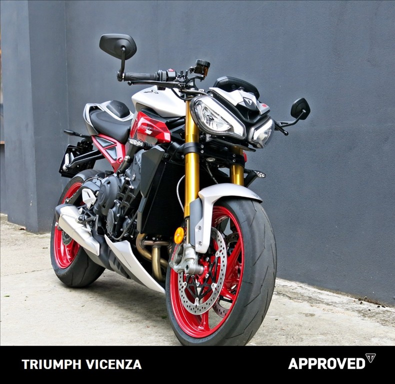 TRIUMPH Street Triple 765 RX