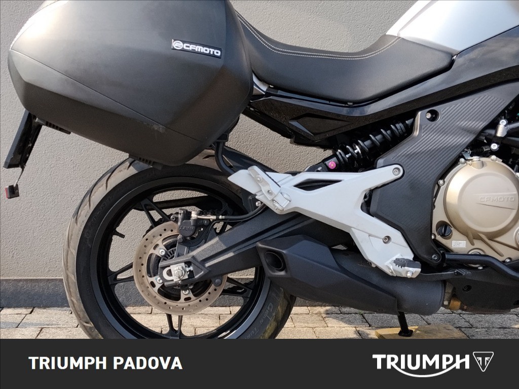 CFMOTO 650 MT Abs