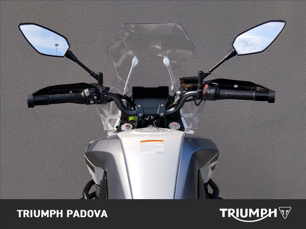 CFMOTO 650 MT Abs