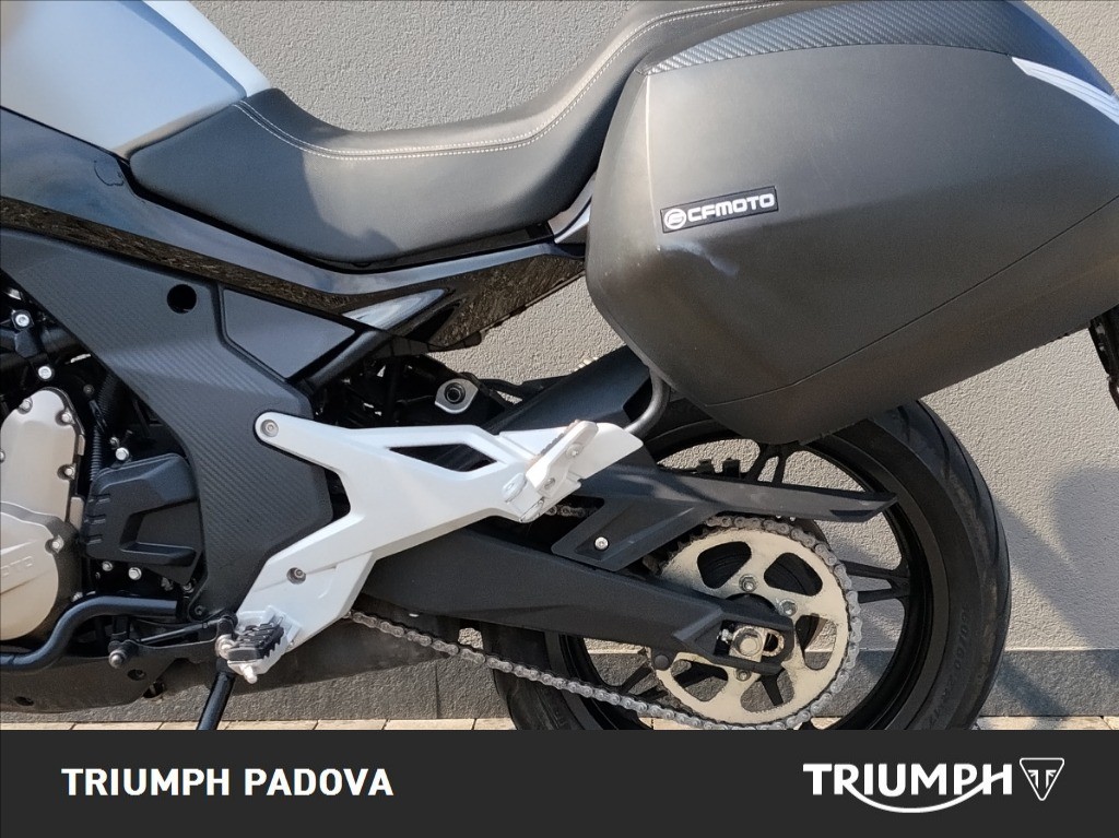 CFMOTO 650 MT Abs