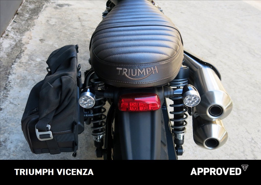 TRIUMPH Street Scrambler 900 
