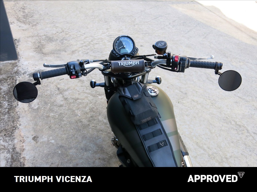 TRIUMPH Street Scrambler 900 