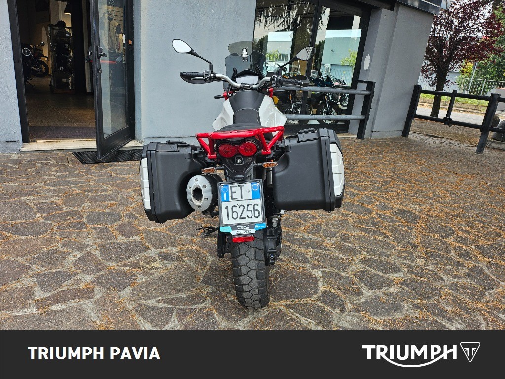 MOTO GUZZI V85 TT Abs