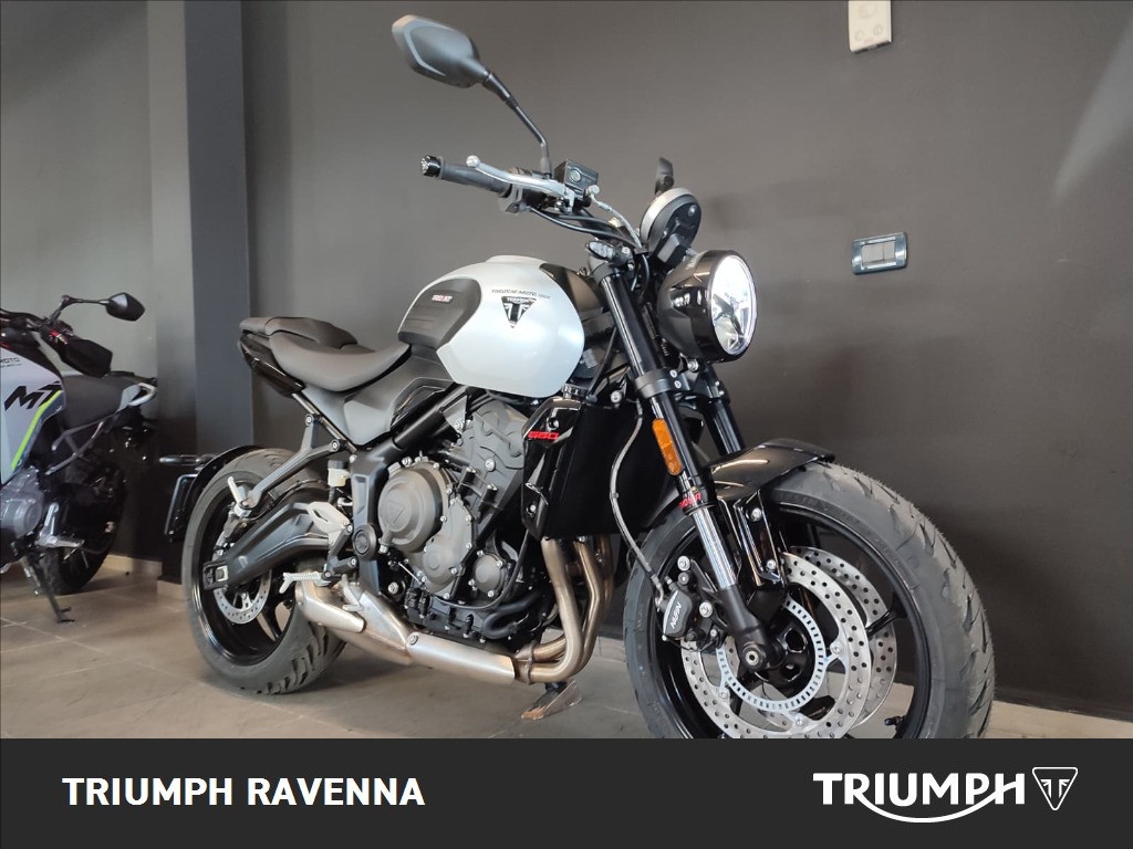 TRIUMPH Trident 660 Snowdonia White Abs