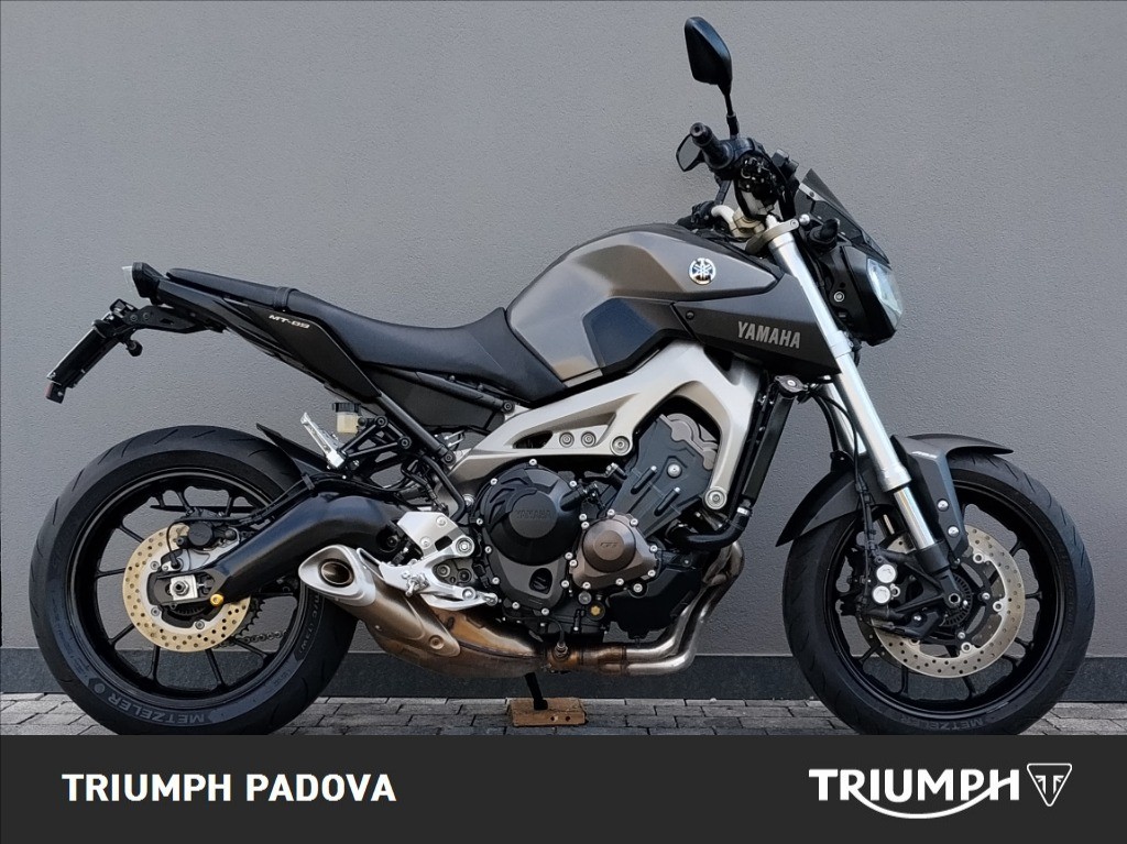 YAMAHA MT-09 850 Abs