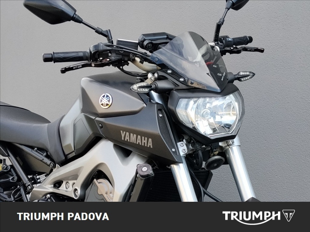 YAMAHA MT-09 850 Abs