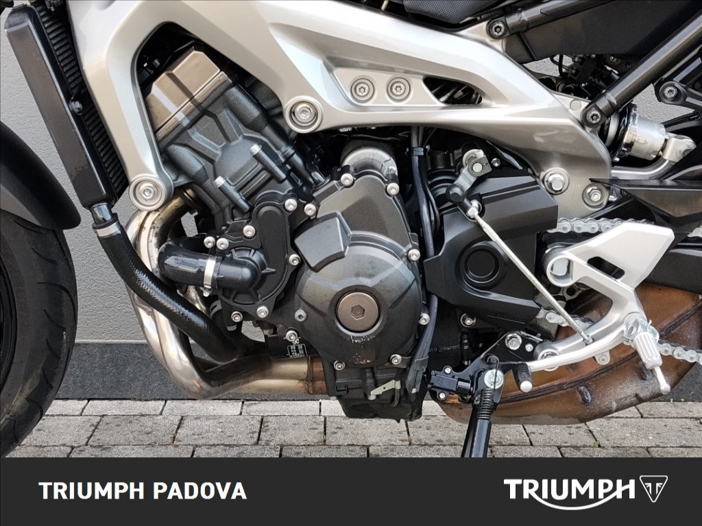 YAMAHA MT-09 850 Abs