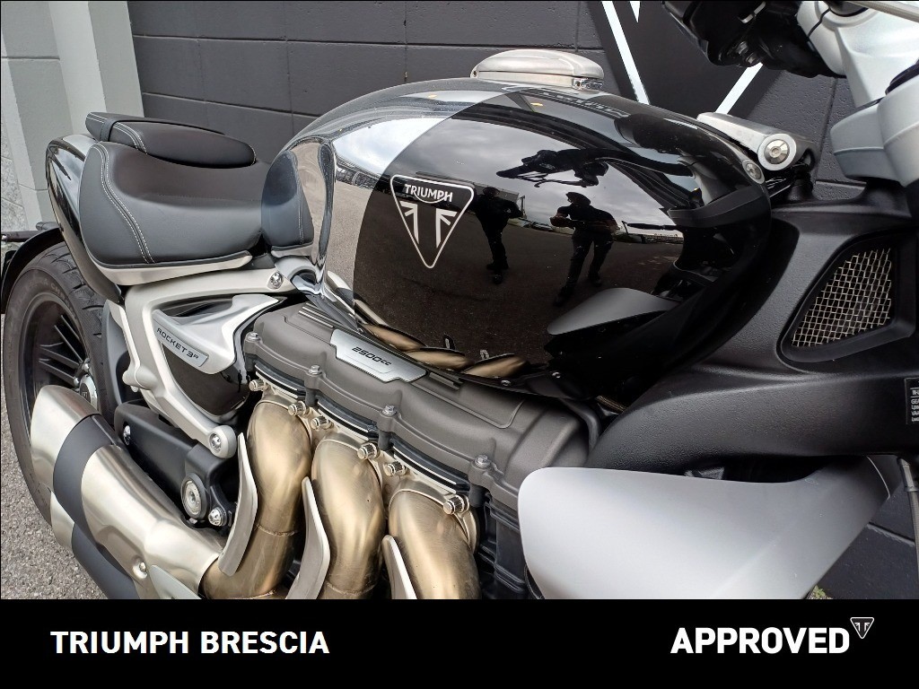 TRIUMPH Rocket III 2500 R Chrome Edition