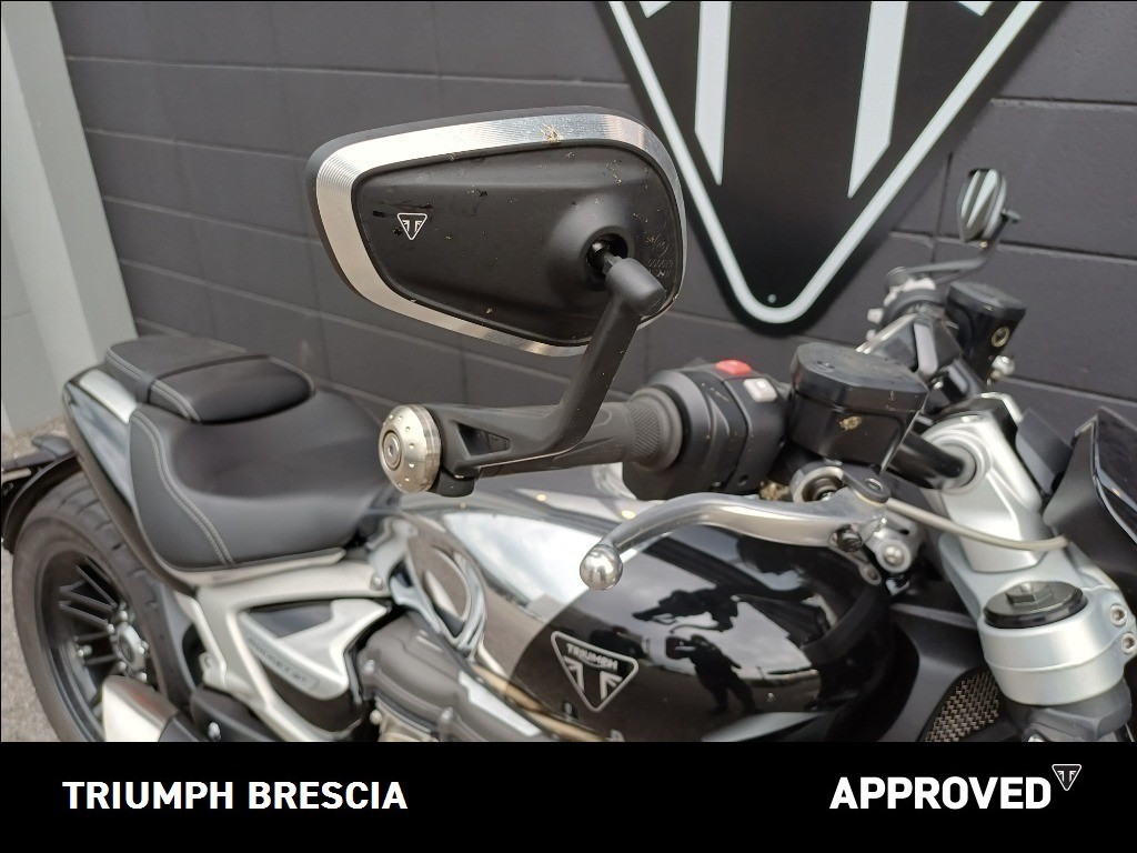 TRIUMPH Rocket III 2500 R Chrome Edition