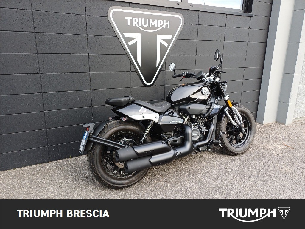 BENELLI Leoncino Bobber 400 