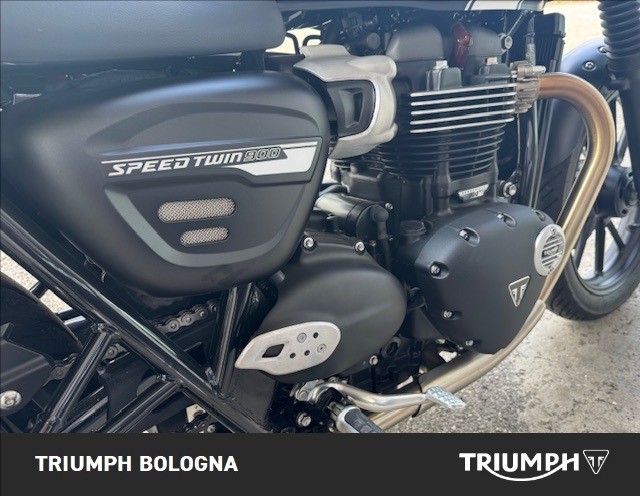 TRIUMPH Speed Twin 900 Abs #2