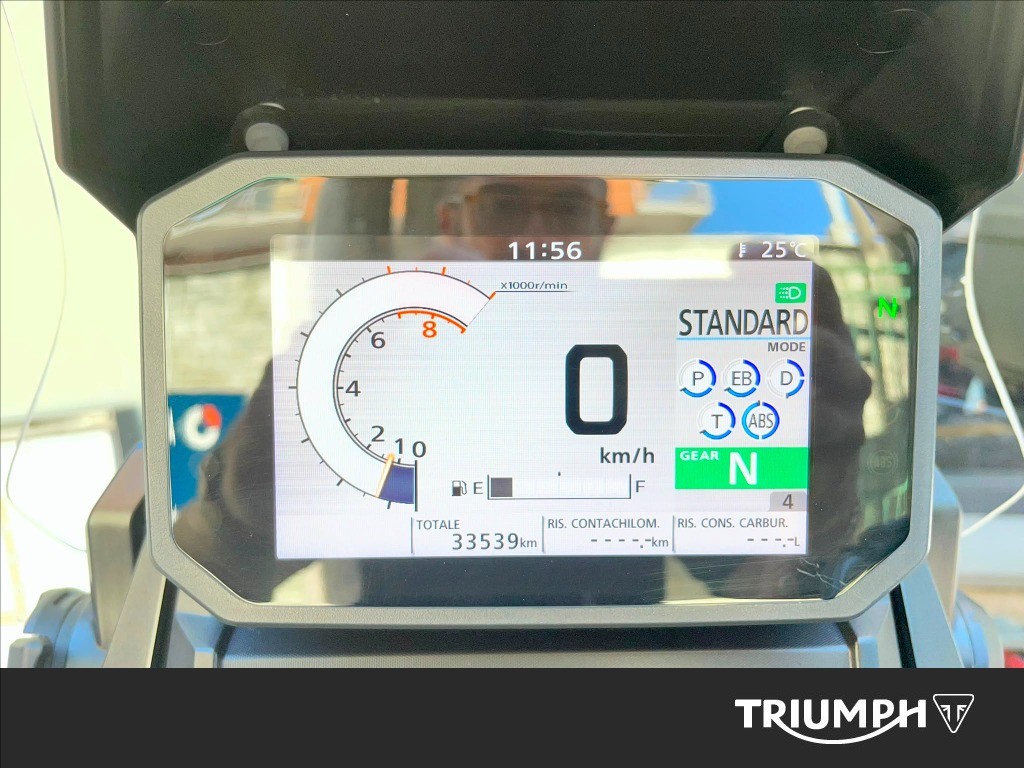 HONDA X-ADV 750 DCT Abs
