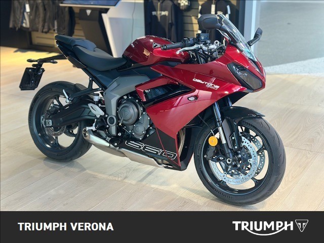 TRIUMPH Daytona 660 Abs