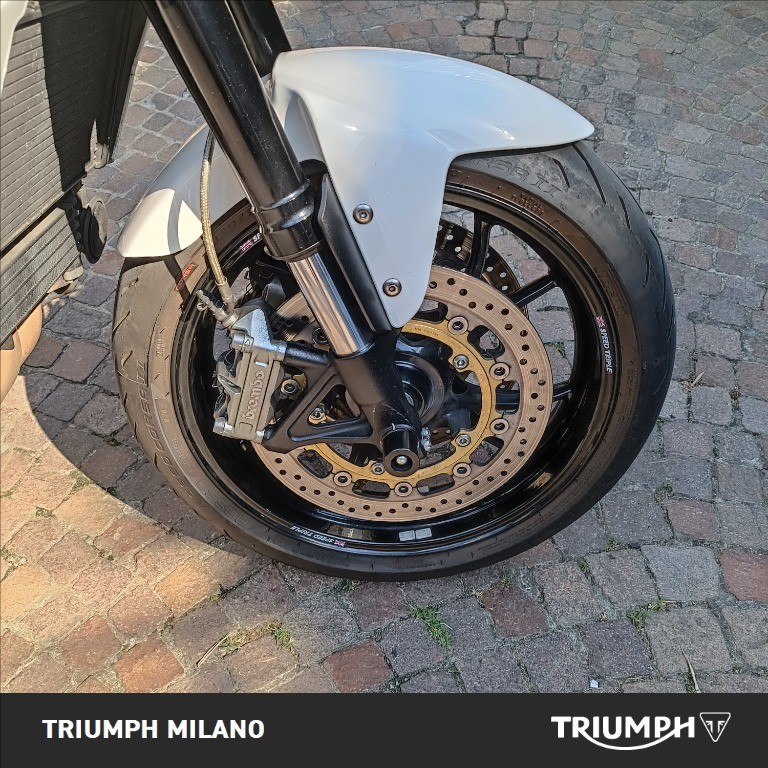 TRIUMPH Speed Triple 1050 