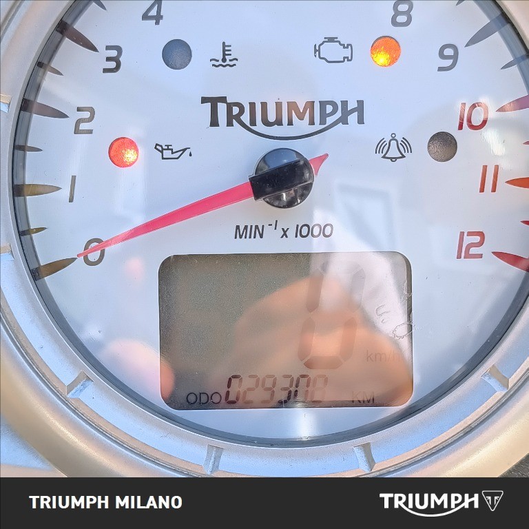 TRIUMPH Speed Triple 1050 