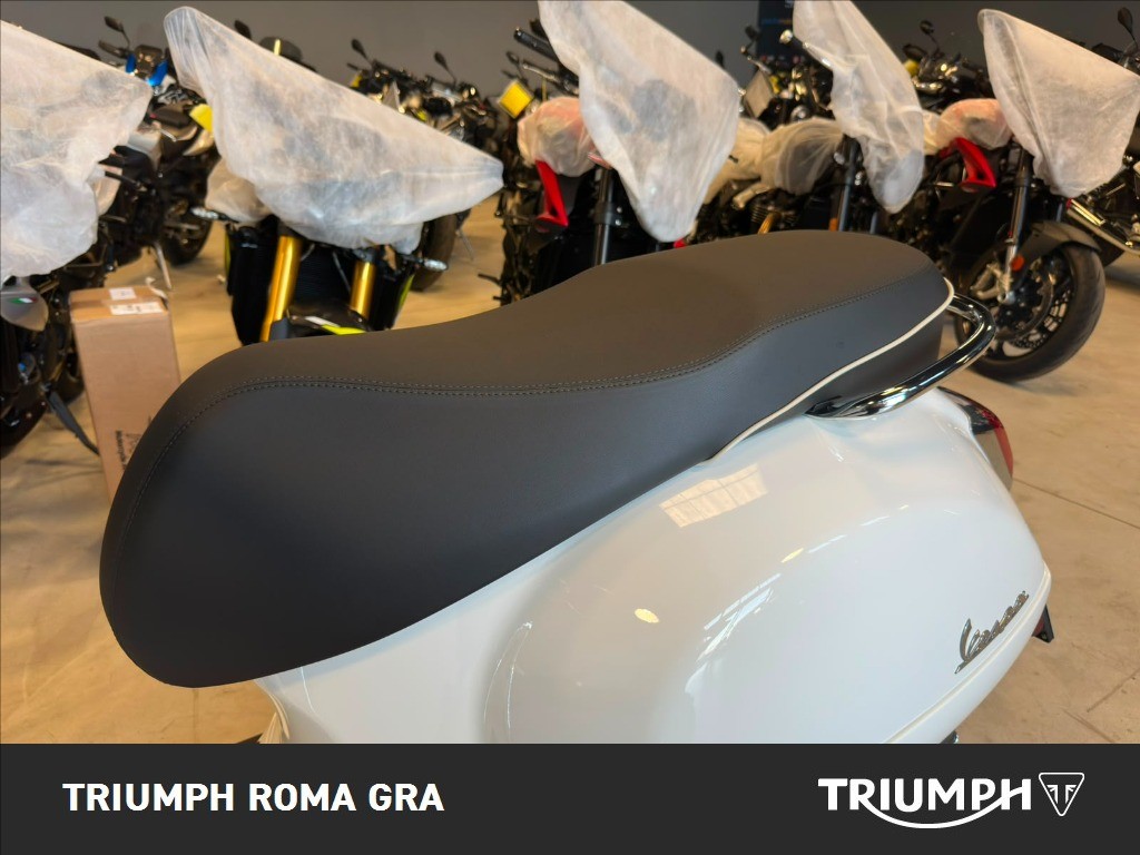 VESPA Vespa GTS 300 hpe Super Abs