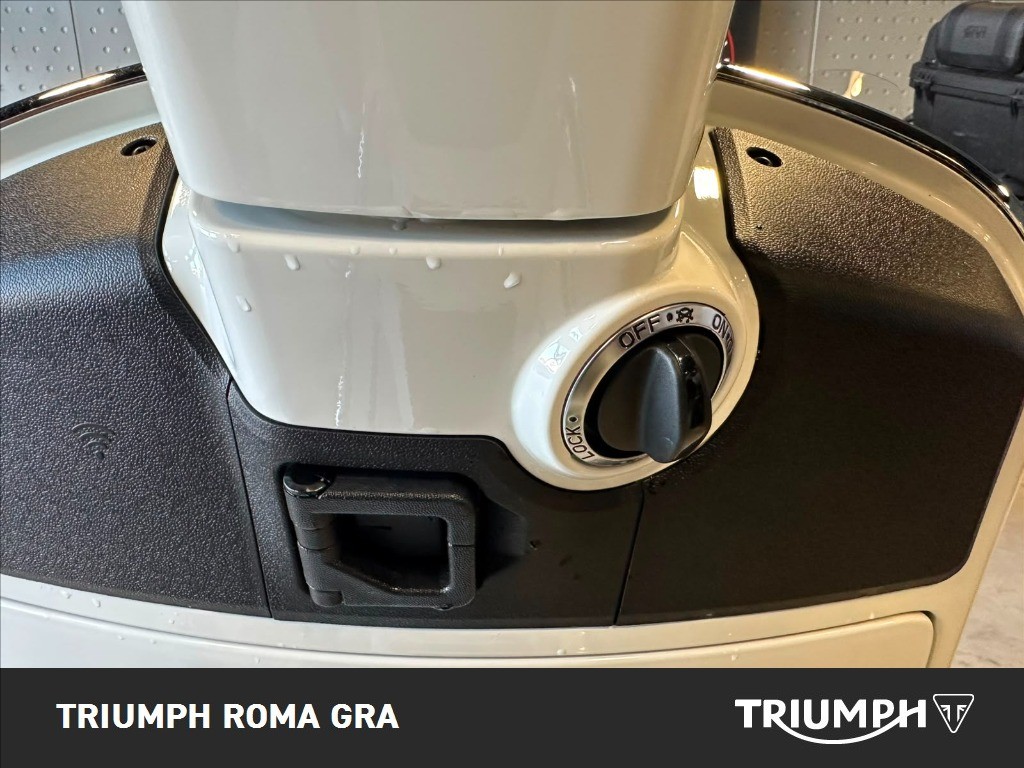 VESPA Vespa GTS 300 hpe Super Abs