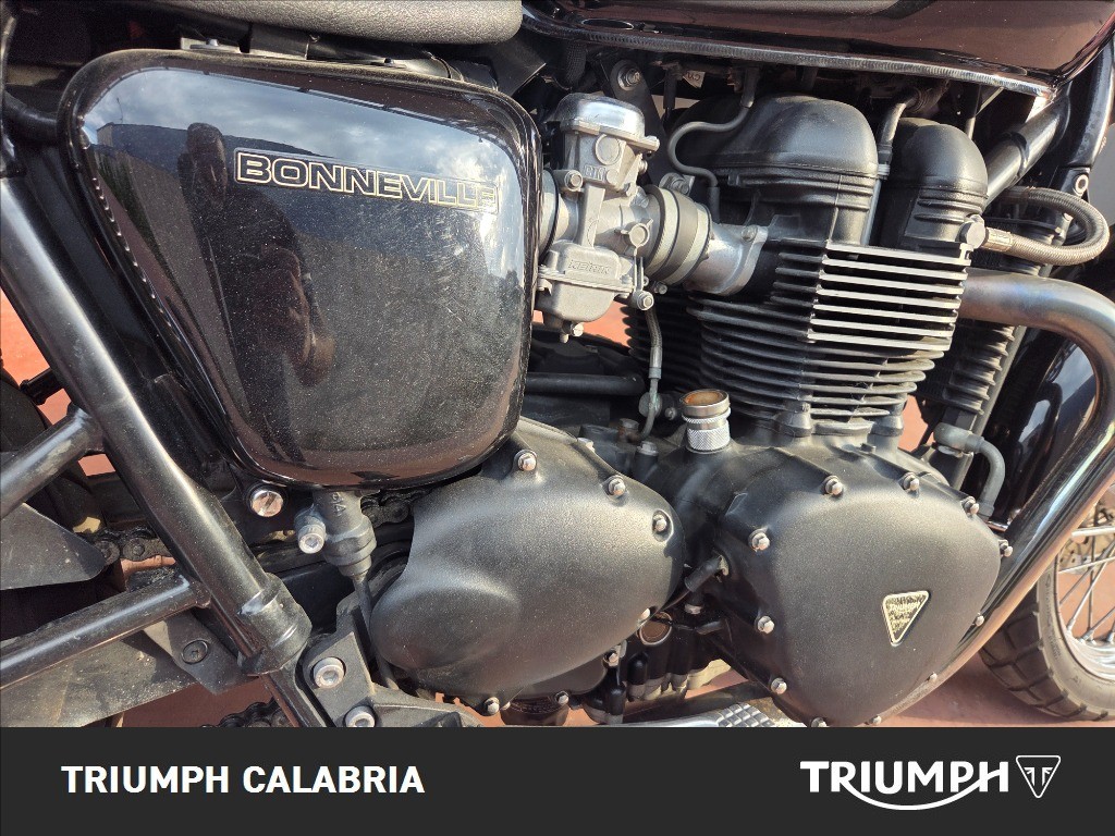 TRIUMPH Bonneville 865 Black