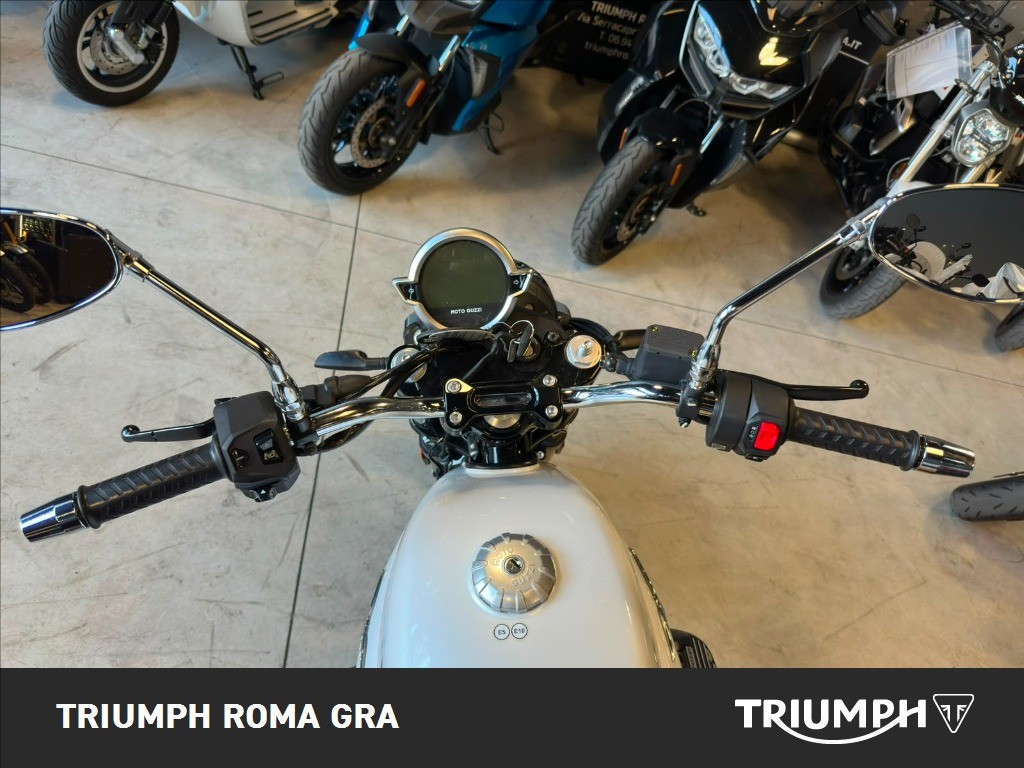 MOTO GUZZI V7 850 Special Abs