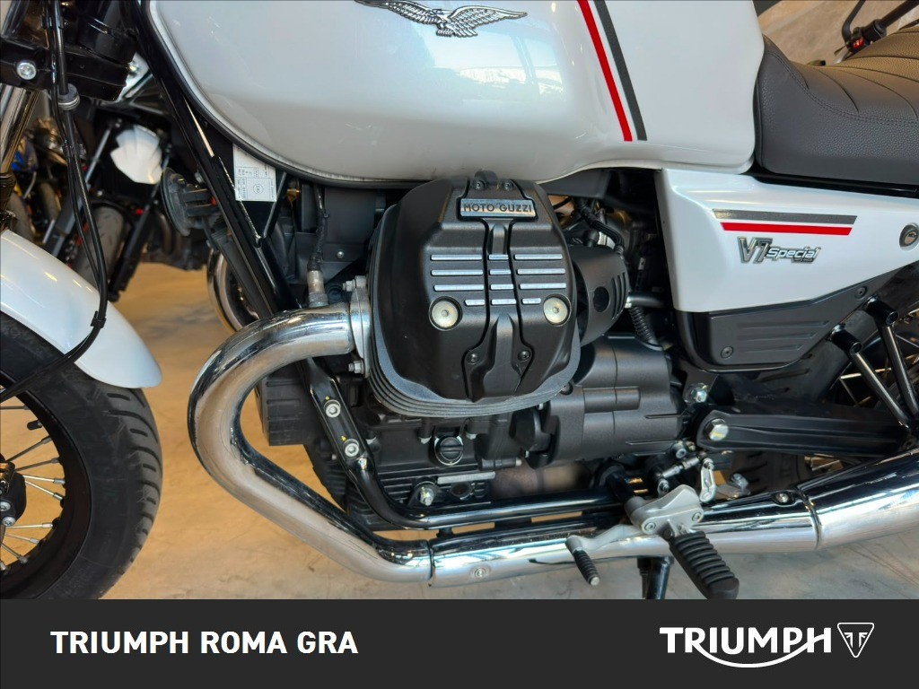 MOTO GUZZI V7 850 Special Abs