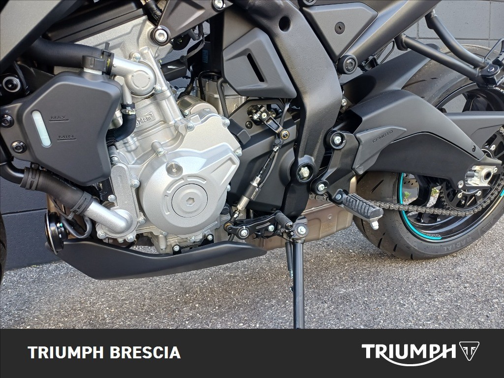 CFMOTO 675 NK Abs