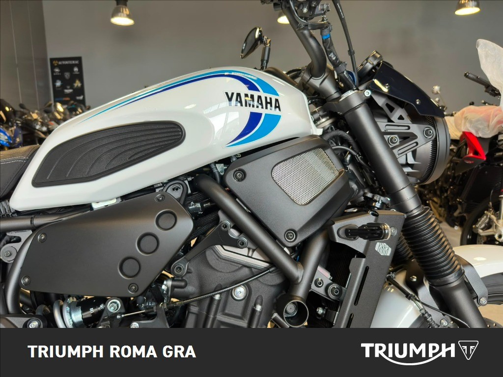 YAMAHA XSR 700 Abs