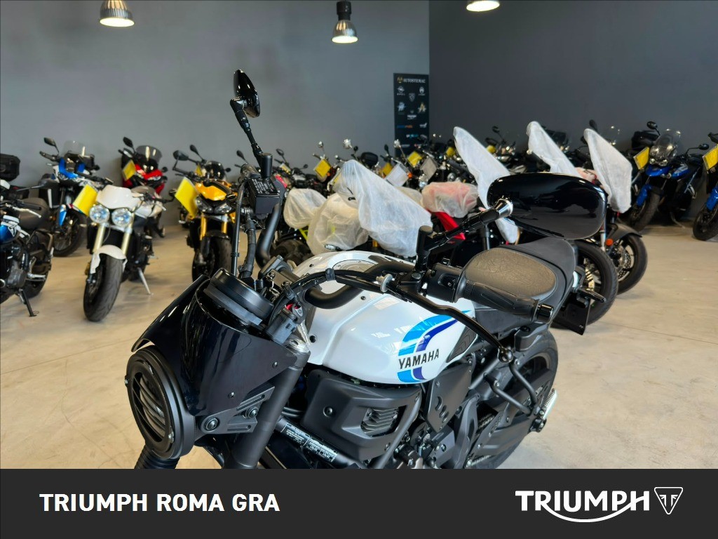 YAMAHA XSR 700 Abs