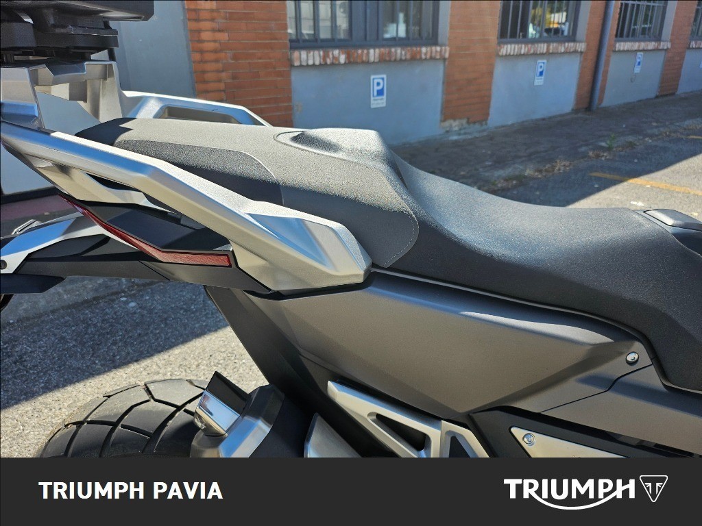 HONDA X-ADV 750 DCT Abs