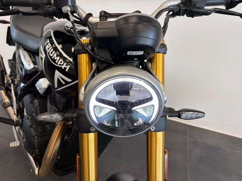 TRIUMPH Speed 400 Abs