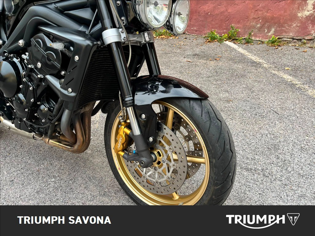 TRIUMPH Street Triple 675 R