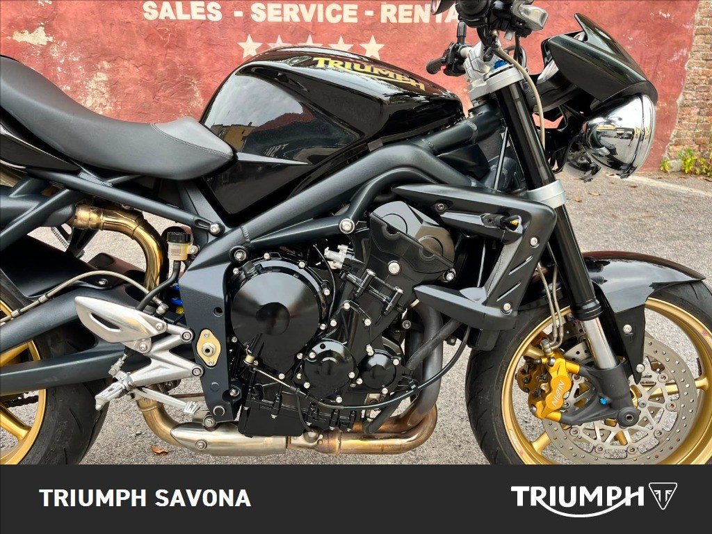 TRIUMPH Street Triple 675 R
