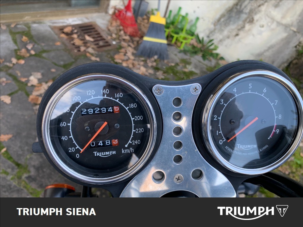 TRIUMPH Thunderbird 900 Sport