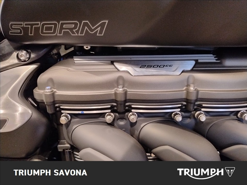 TRIUMPH Rocket III 2500 Storm R