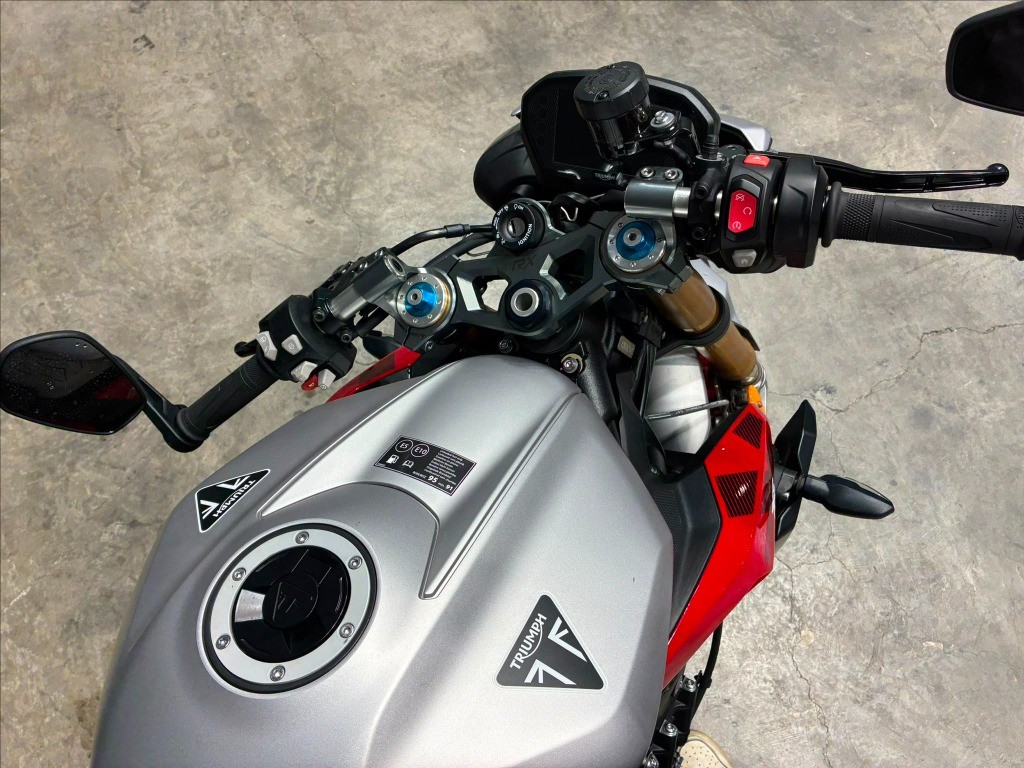 TRIUMPH Street Triple 765 RX