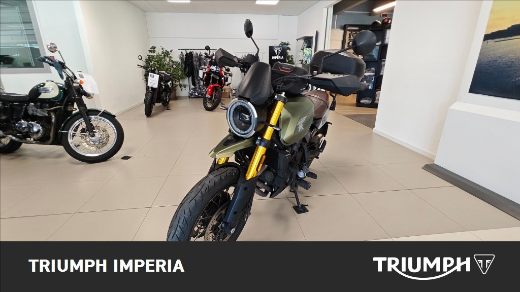 MOTO MORINI Seiemmezzo SCR 650 Abs